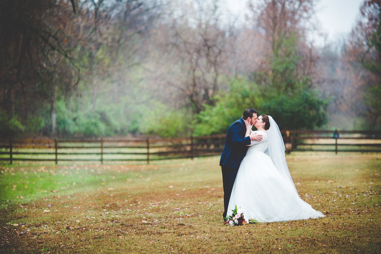 Winter Wedding at St. Catherine's in Fayetteville, Arkansas // Lissa Chandler Photography