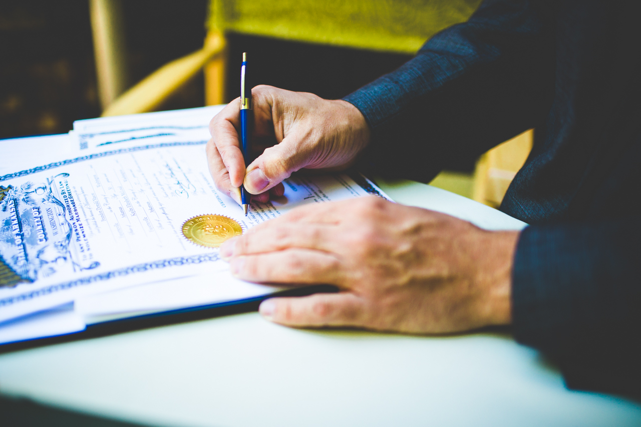 Kaylin and Brandon - Backyard Wedding in Arkansas, lissachandler.com-21