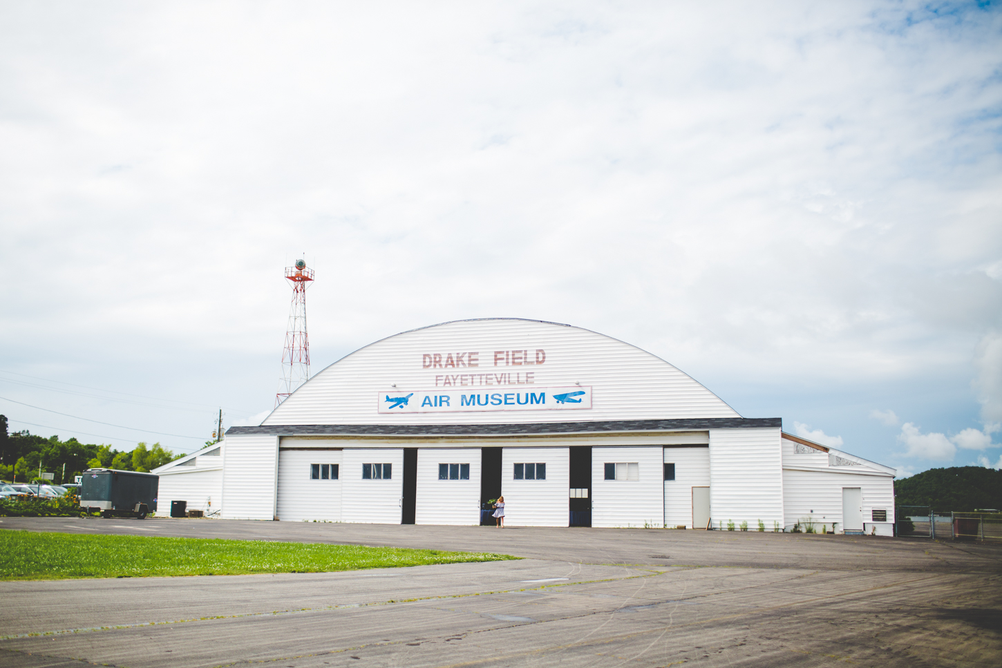 June Wedding at Drake Field in Fayetteville, Claire and Chad, lissachandler.com -11 Best Wedding Photographer in Northwest Arkansas, lissachandler.com