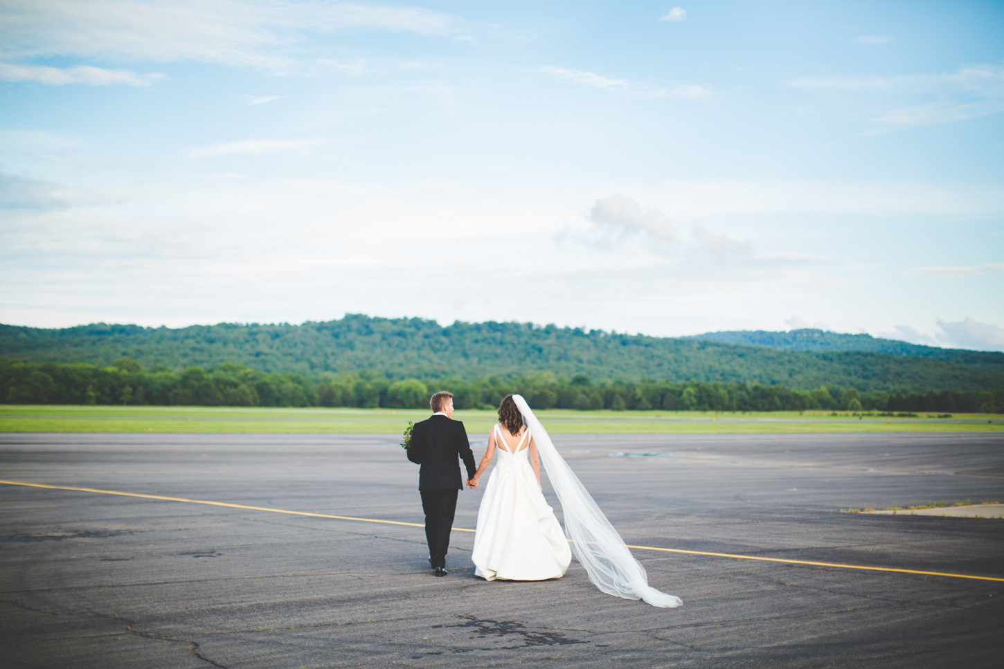 June Wedding at Drake Field in Fayetteville, Claire and Chad, lissachandler.com -12 Best Wedding Photographer in Northwest Arkansas, lissachandler.com