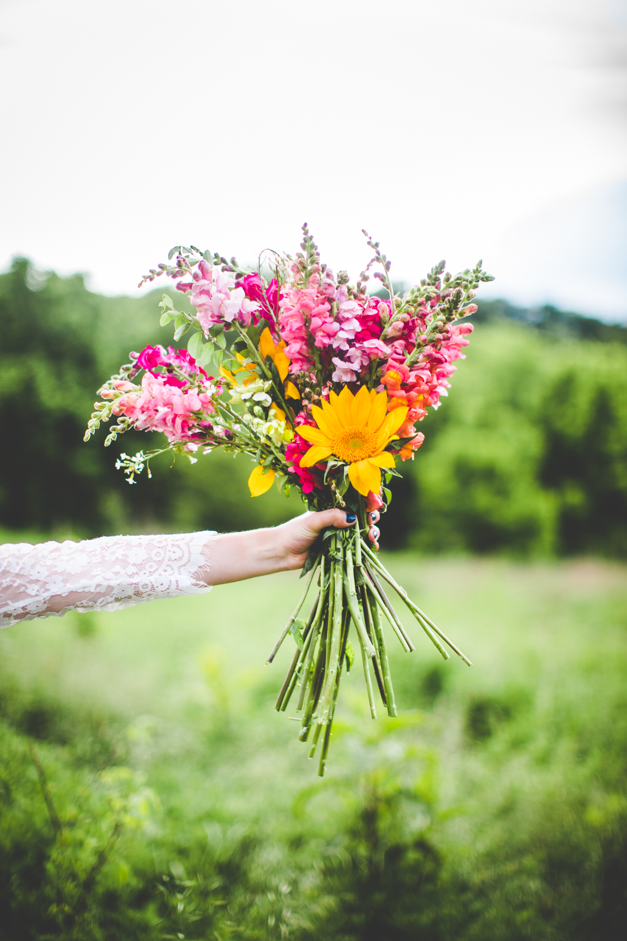 Elizabeth - Lace Editorial Session in Bella Vista, NWA Wedding Photographer -31