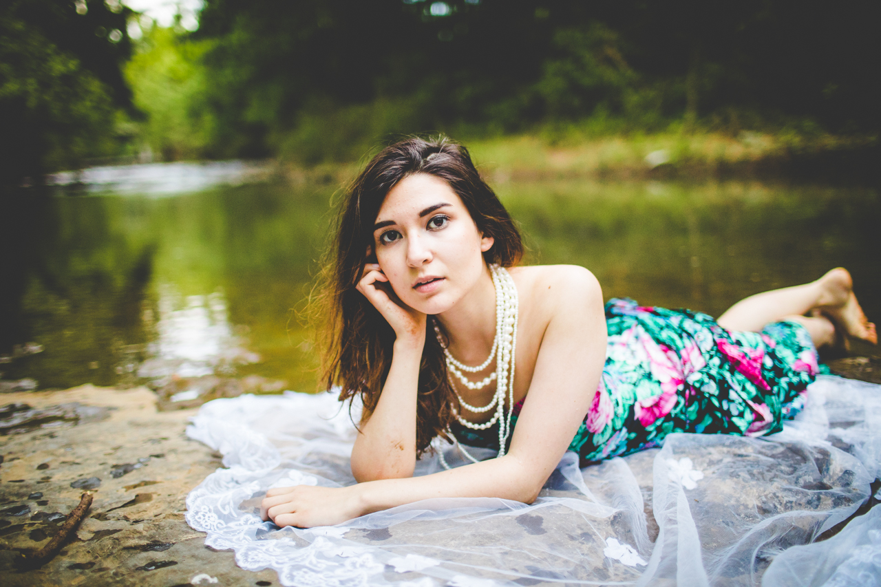 Alexandra - Senior Portrait Photographer in Faytteville Arkansas-10
