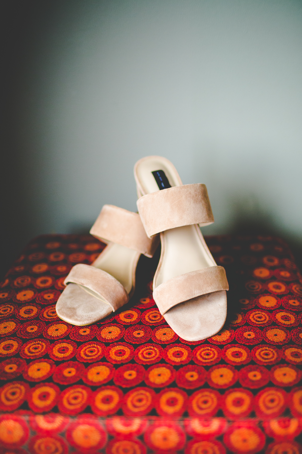nude wedding shoes, creative wedding photography in fayetteville