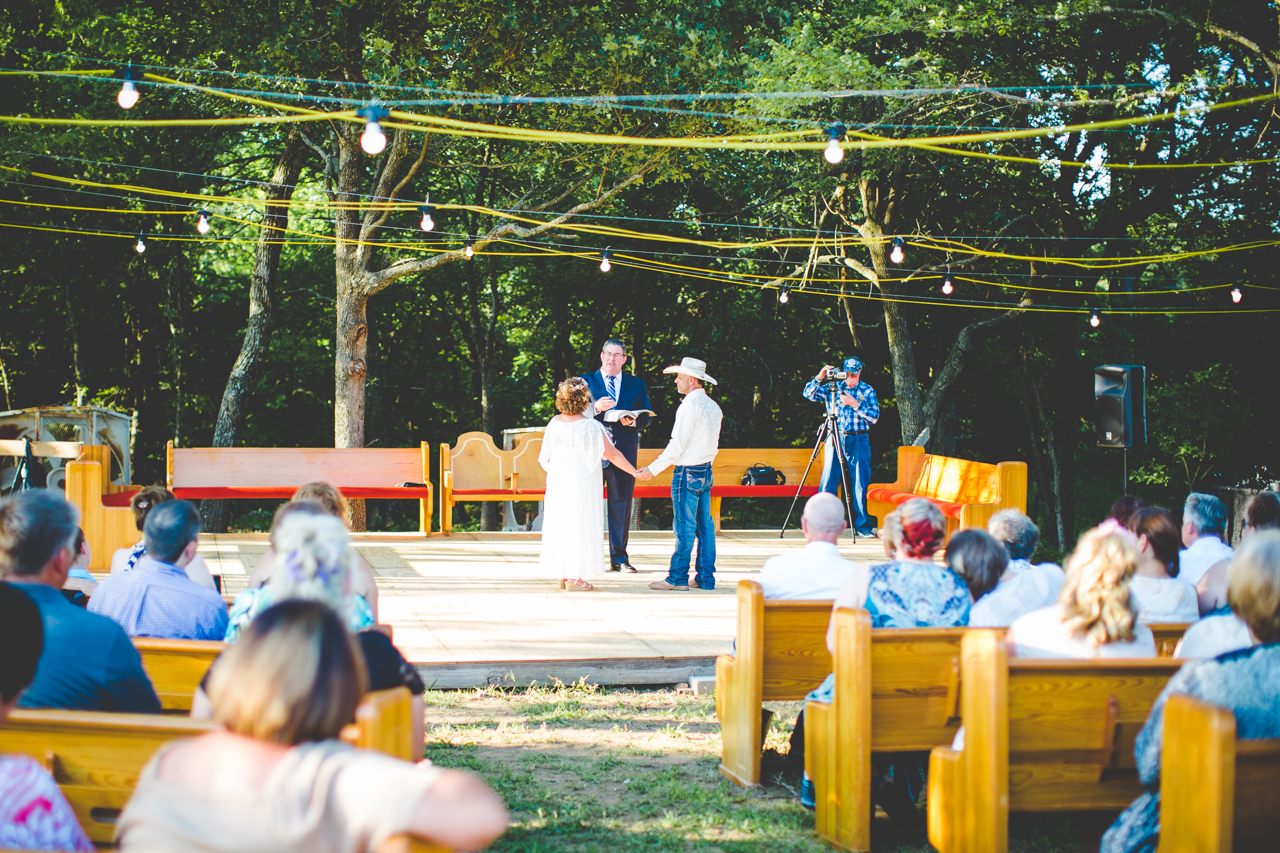 Summer Wedding in Oklahoma, Arkansas Wedding Photographer | Segue and Bryan-8