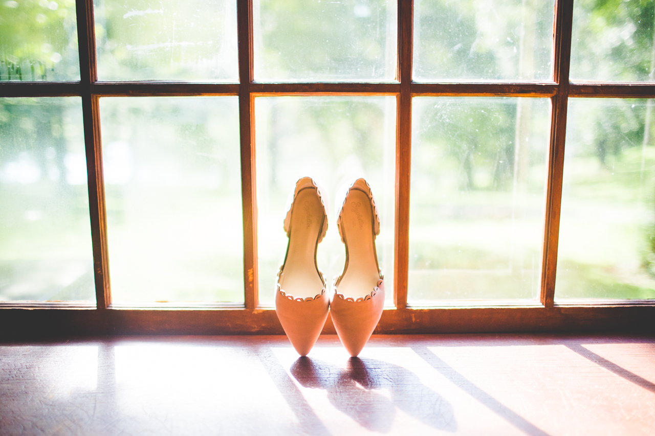 Outdoor Arkansas Wedding in August, Stella Springs Wedding Venue, Austin and Tayla | lissachandler.com-6