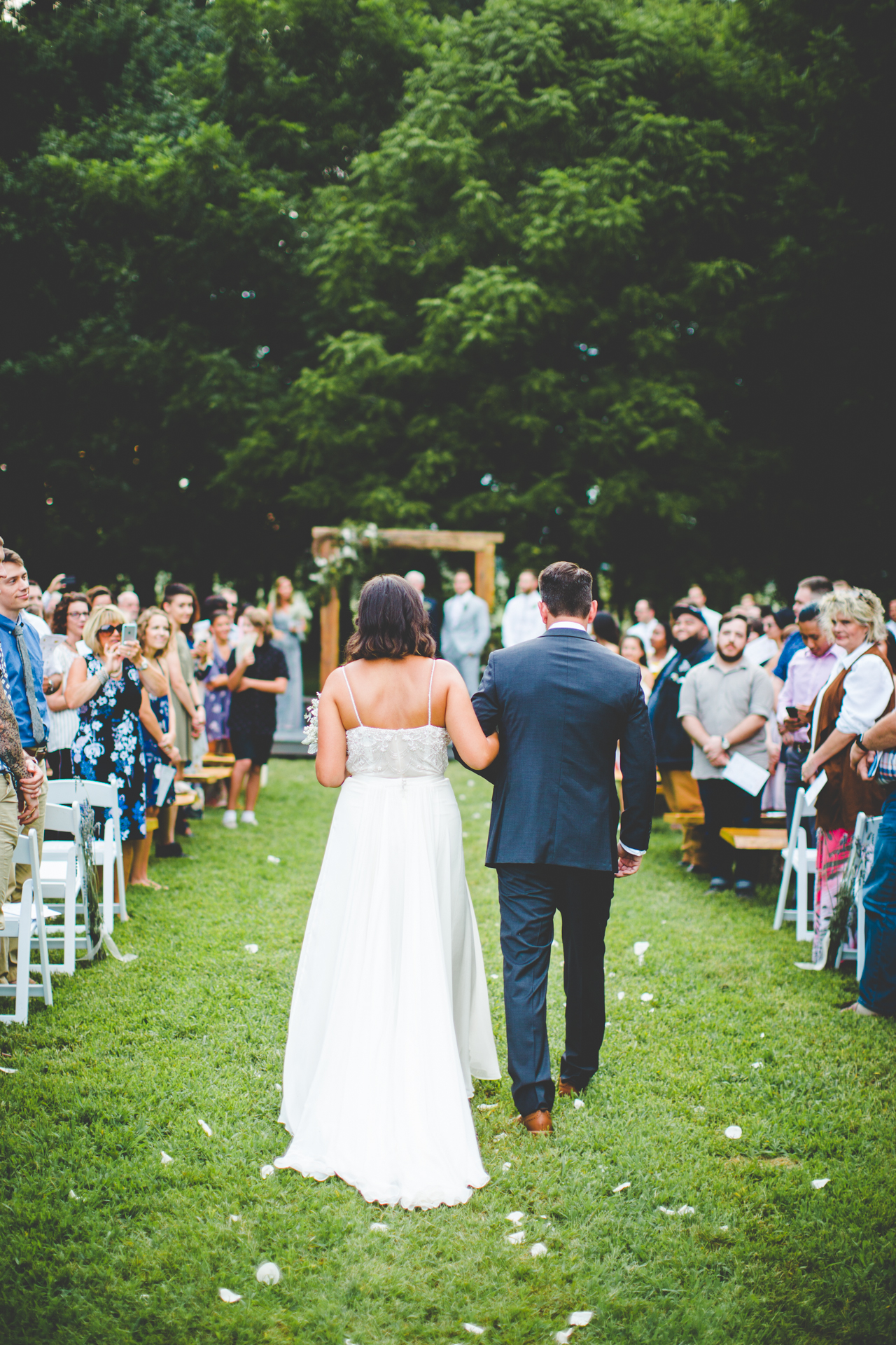Outdoor Arkansas Wedding in August, Stella Springs Wedding Venue, Austin and Tayla | lissachandler.com-64
