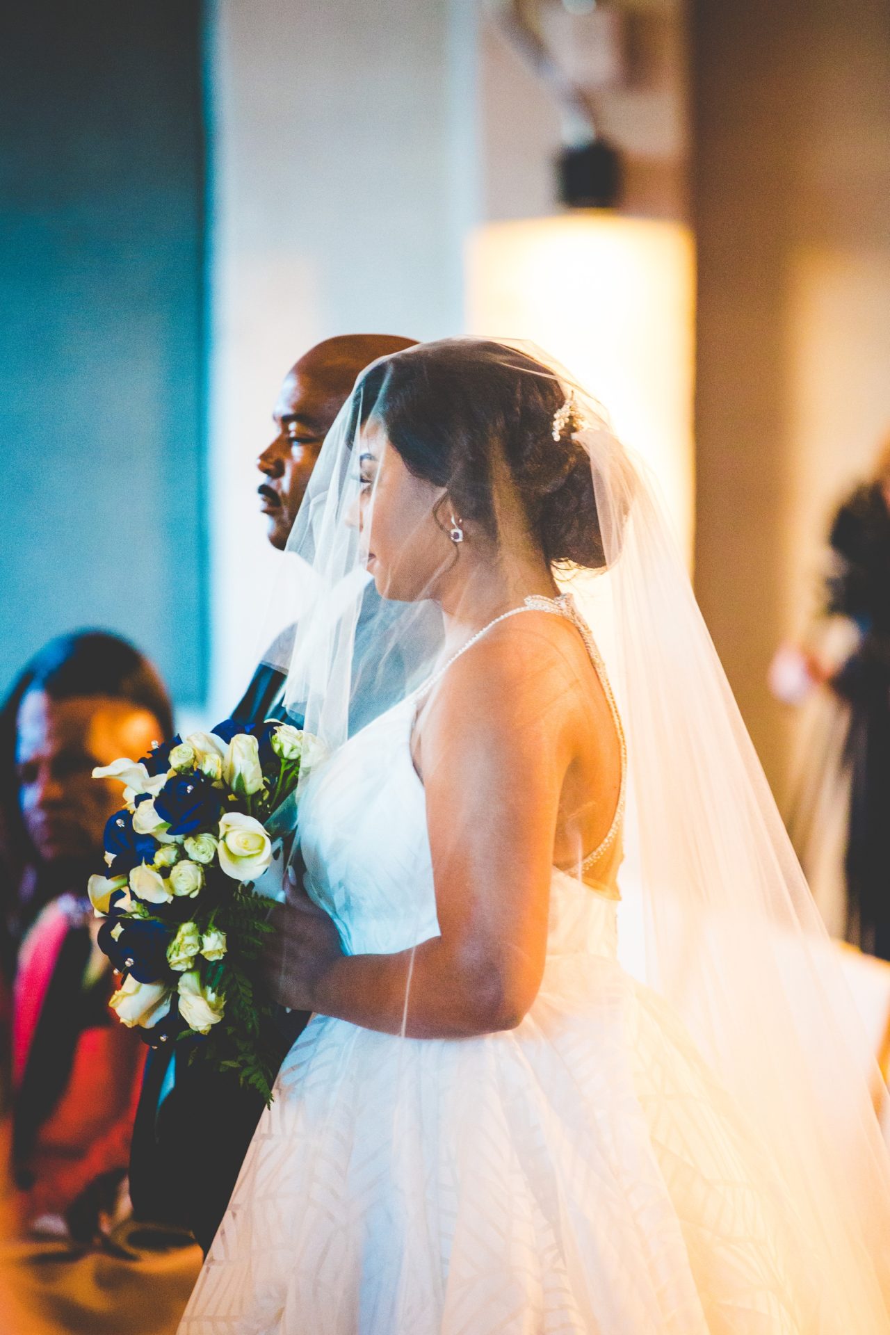 Bride walks down aisle, Bentonvilel Arkansas Wedding Photographer