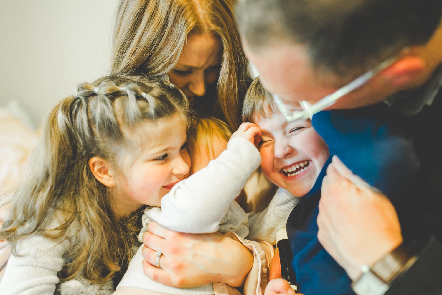 sweet and cozy lifestyle family photography in Northwest Arkansas 