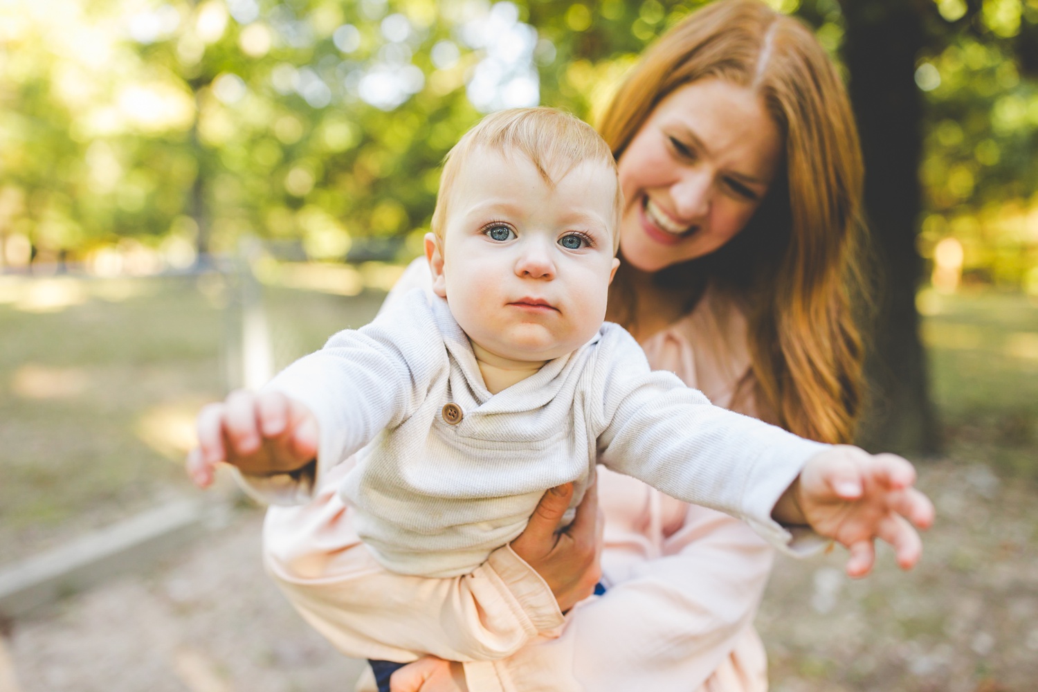 backyard family photographs in Fayetteville Arkansas 