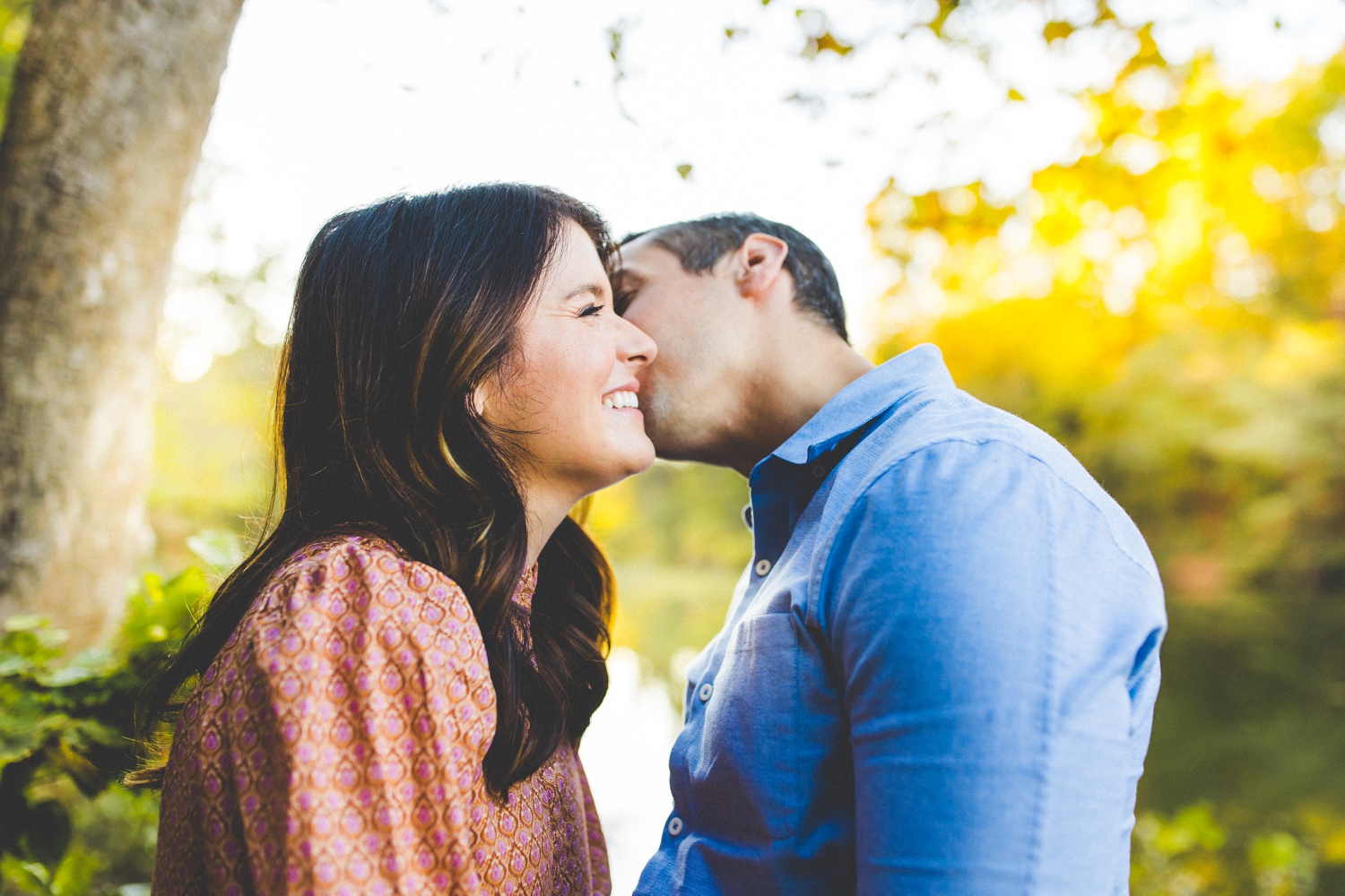 fall anniversary photographs in fayetteville Arkansas by Lissa Chandler 