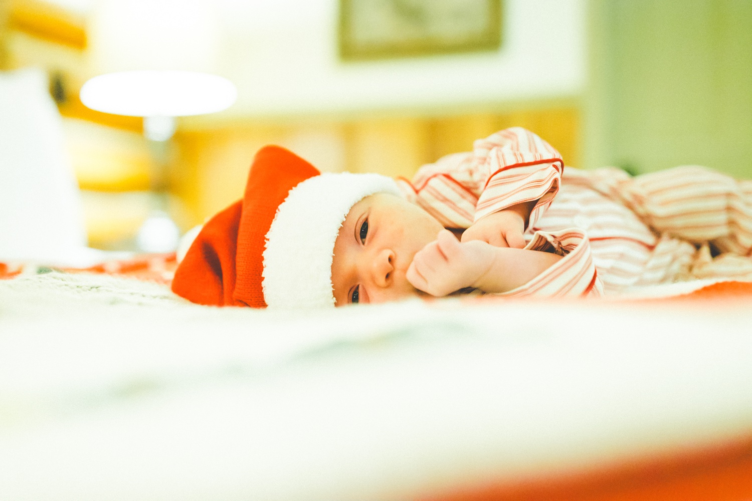 Lifestyle Newborn Photographs with Santa, Branson Family Photographer 
