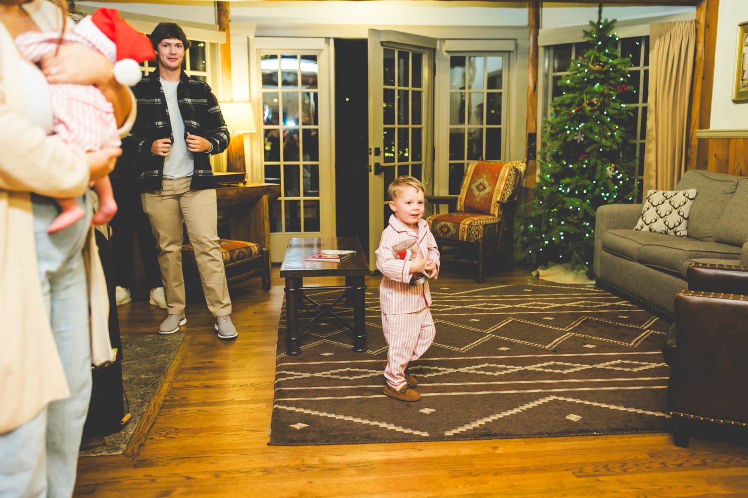 Cousin Photographs at Christmas at Big Cedar Lodge