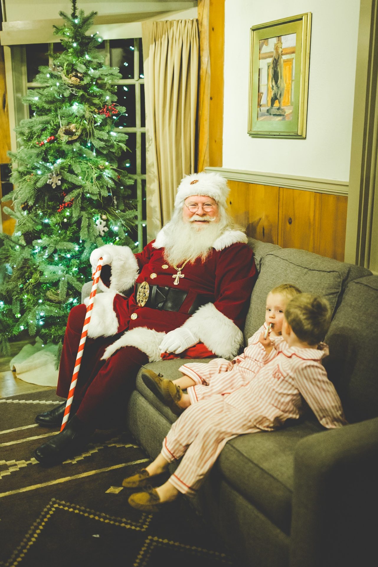 Santa Visiting Kids at Big Cedar Lodge, Branson Family Photographs 