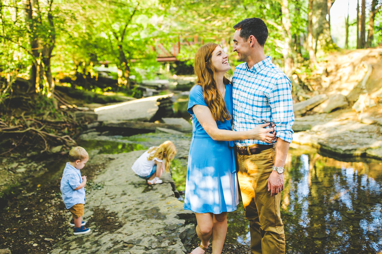 outdoor summer family photographs in Northwest Arkansas by Lissa Chandler 