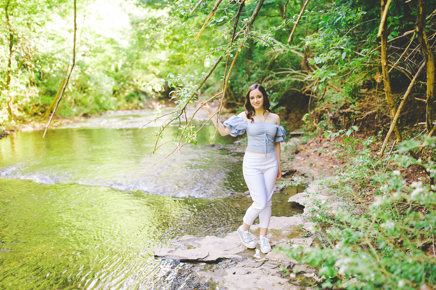 senior photographs in arkansas taken at creek