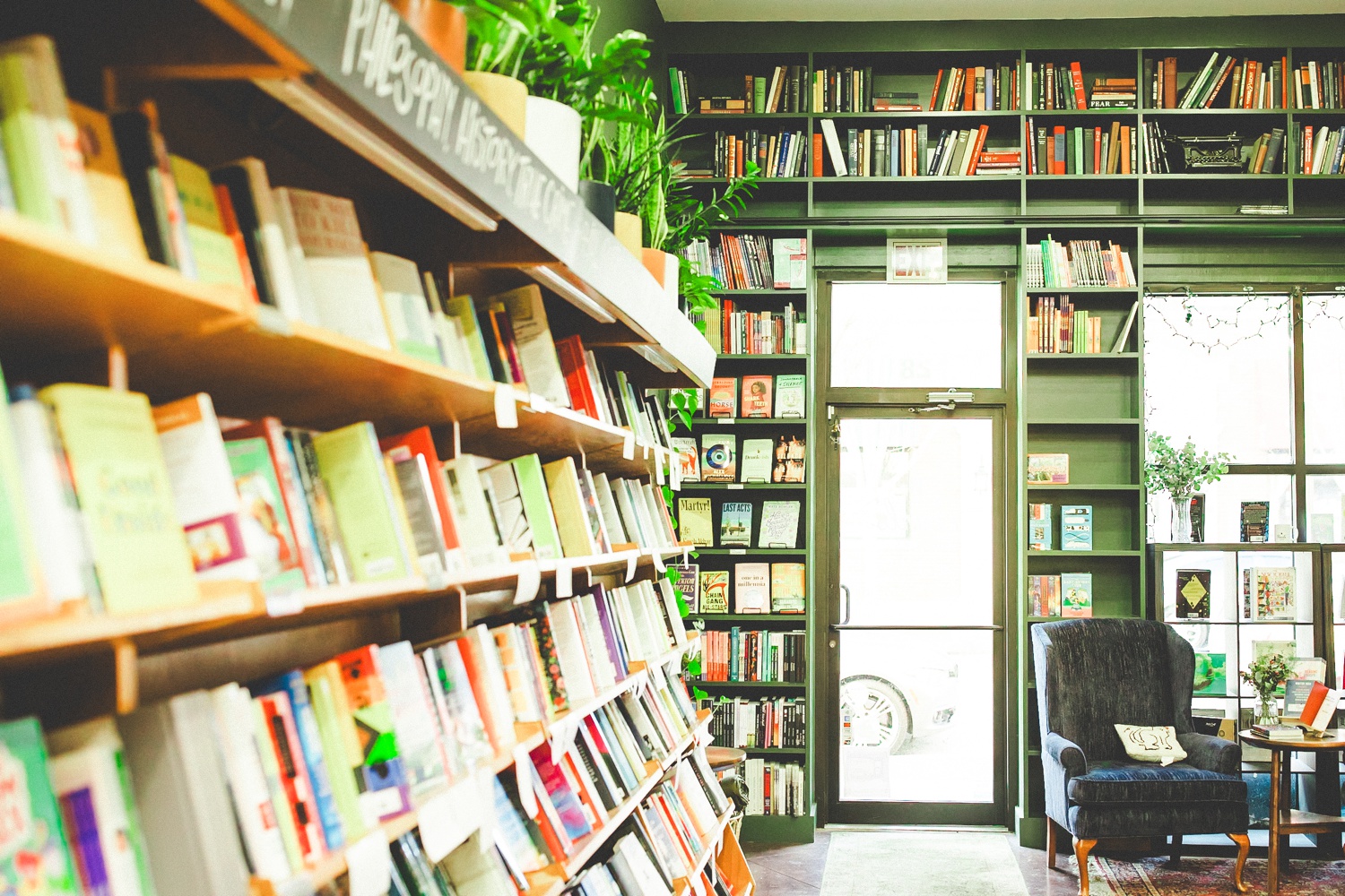 Northwest Arkansas Bookstore in Fayetteville: Pearl's Books