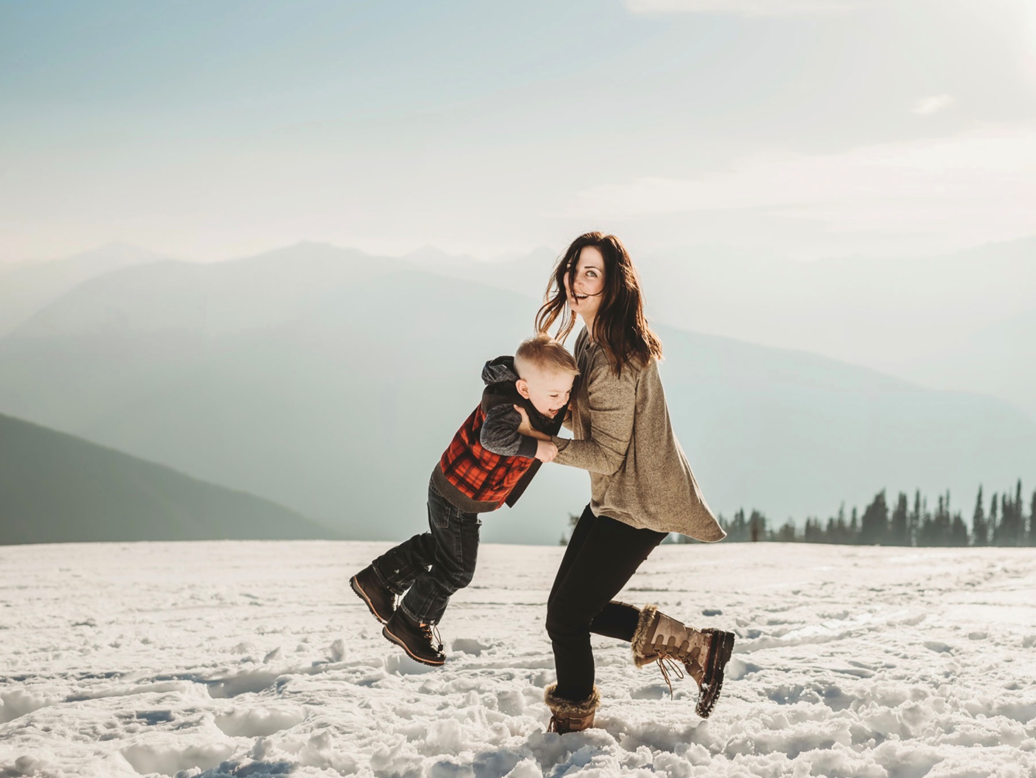 How Should I Approach Photography Marketing? | Fiona of Fiona Photography Education, Mom and Child on Snowy Mountain