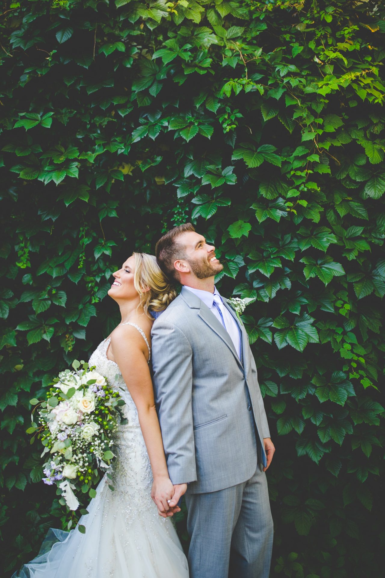 colorful wedding photography by Lissa Chandler 