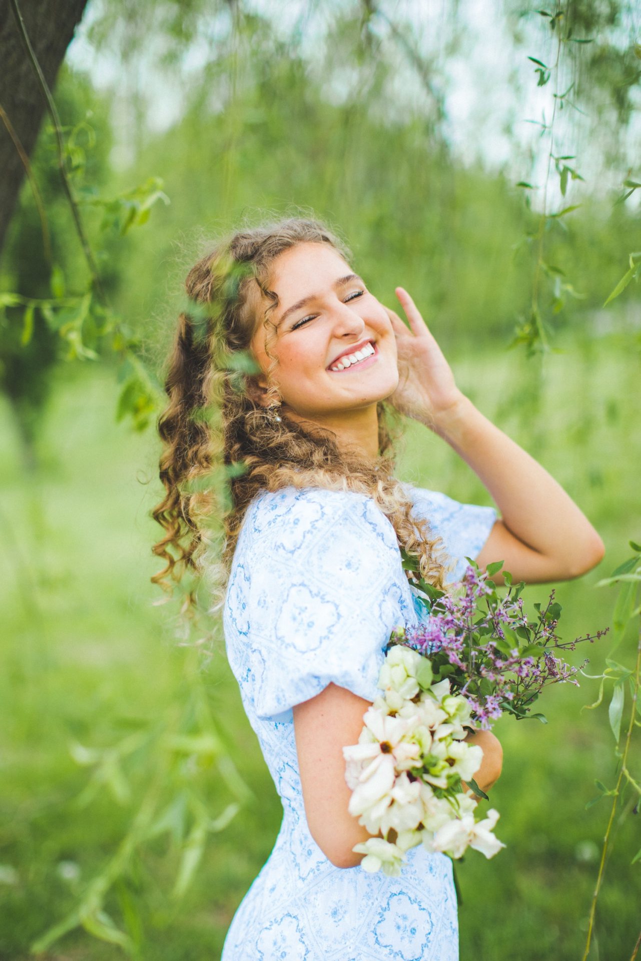 spring senior photographs in northwest Arkansas 