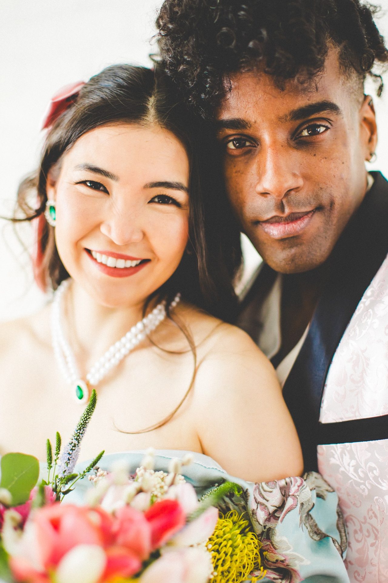 Colorful Wedding Photography by Arkansas Wedding Photographer Lissa Chandler 
