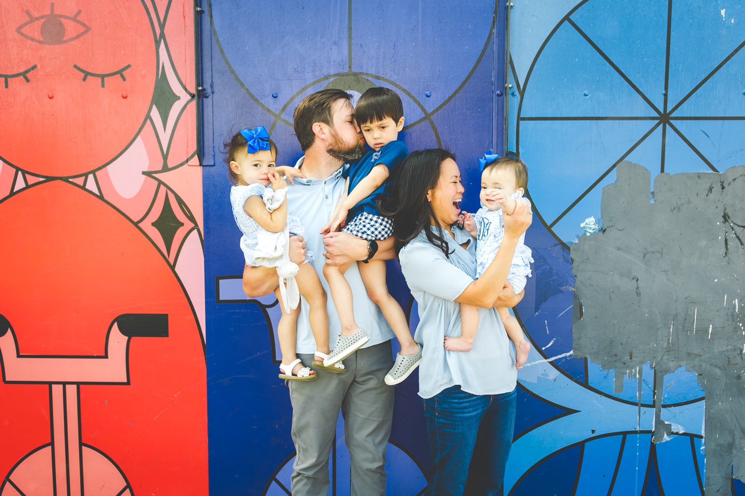 Nostalgic and Colorful Family Photos in Northwest Arkansas 