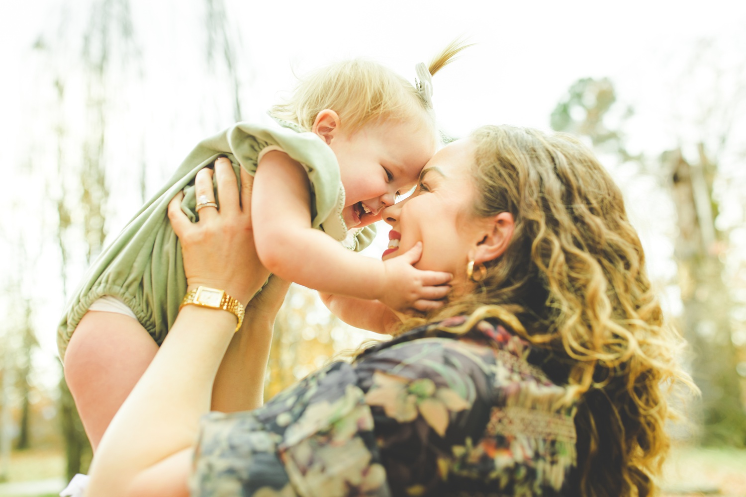 Best Spots in Fayetteville for Fall Family Photos