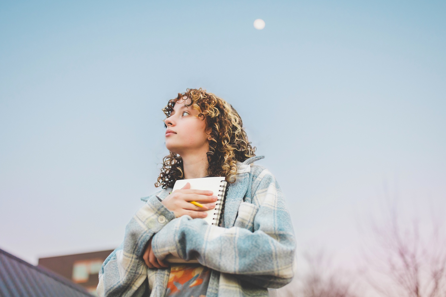 Nostalgic Senior Photos in Springdale Arkansas Taken at Dusk