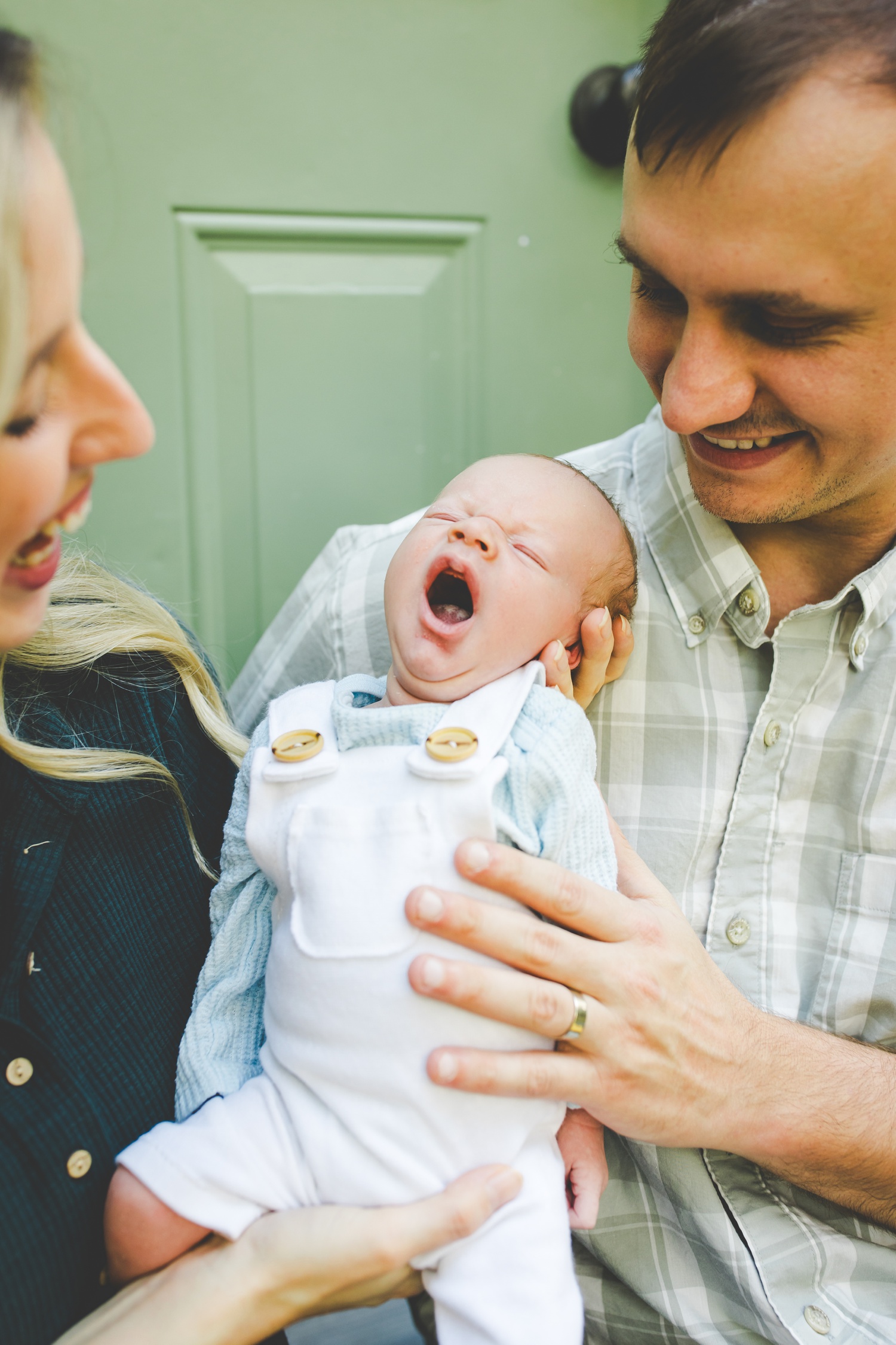 Lifestyle Family Newborn Photos in Northwest Arkansas by Lissa Chandler 
